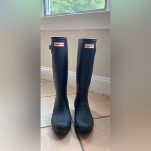 Black Hunter Boots Size 6